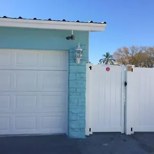 Sunshine Apartment Tampa
